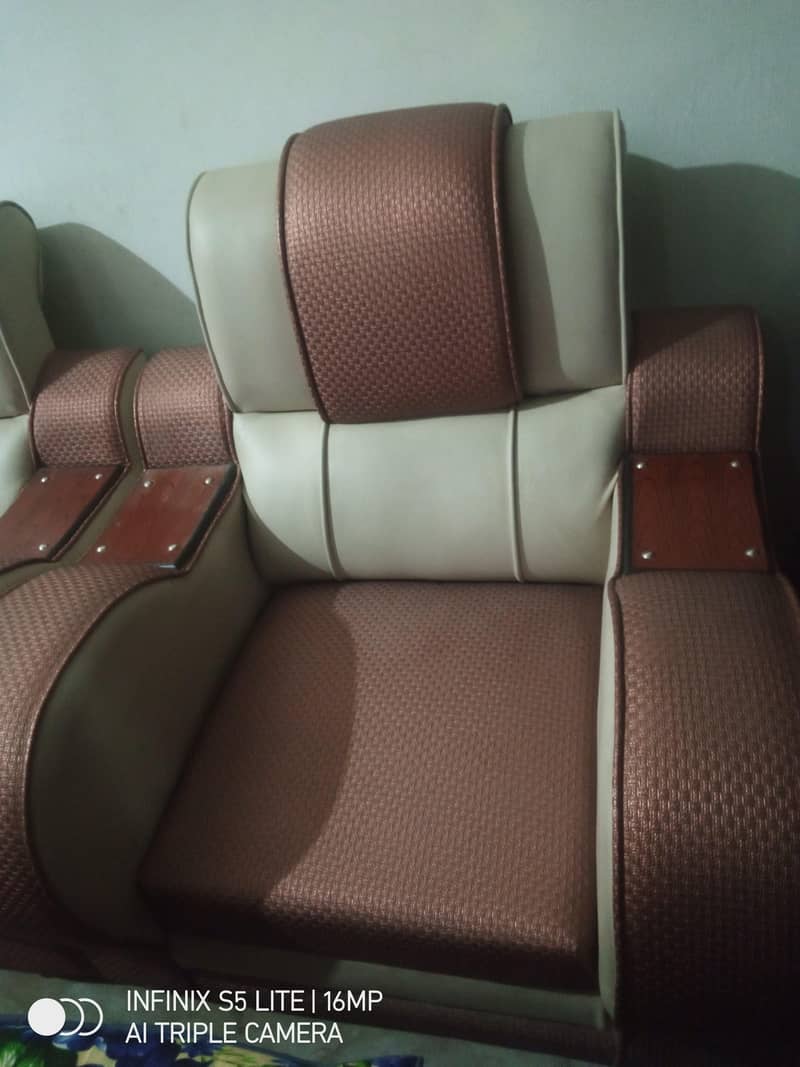 dewan sofa 2