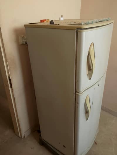Waves used fridge/refrigerator for sale
