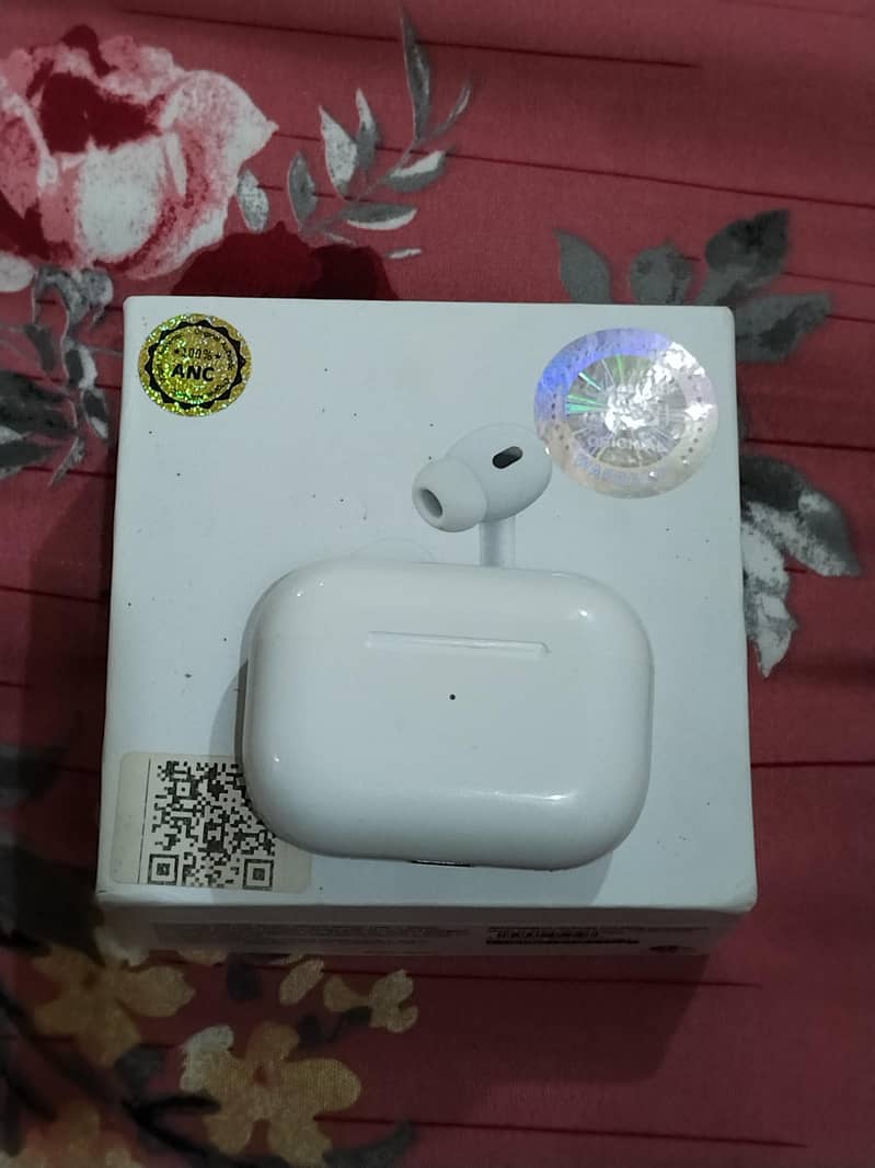 Earphone 2nd Generation 0