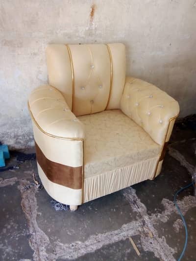 Brand New 5 Seater Luxury Sofa Set – Cream Color | Stylish Design