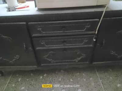 sideboard
