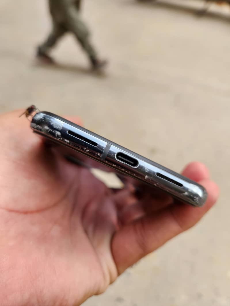 Google Pixel 8 Pro 3