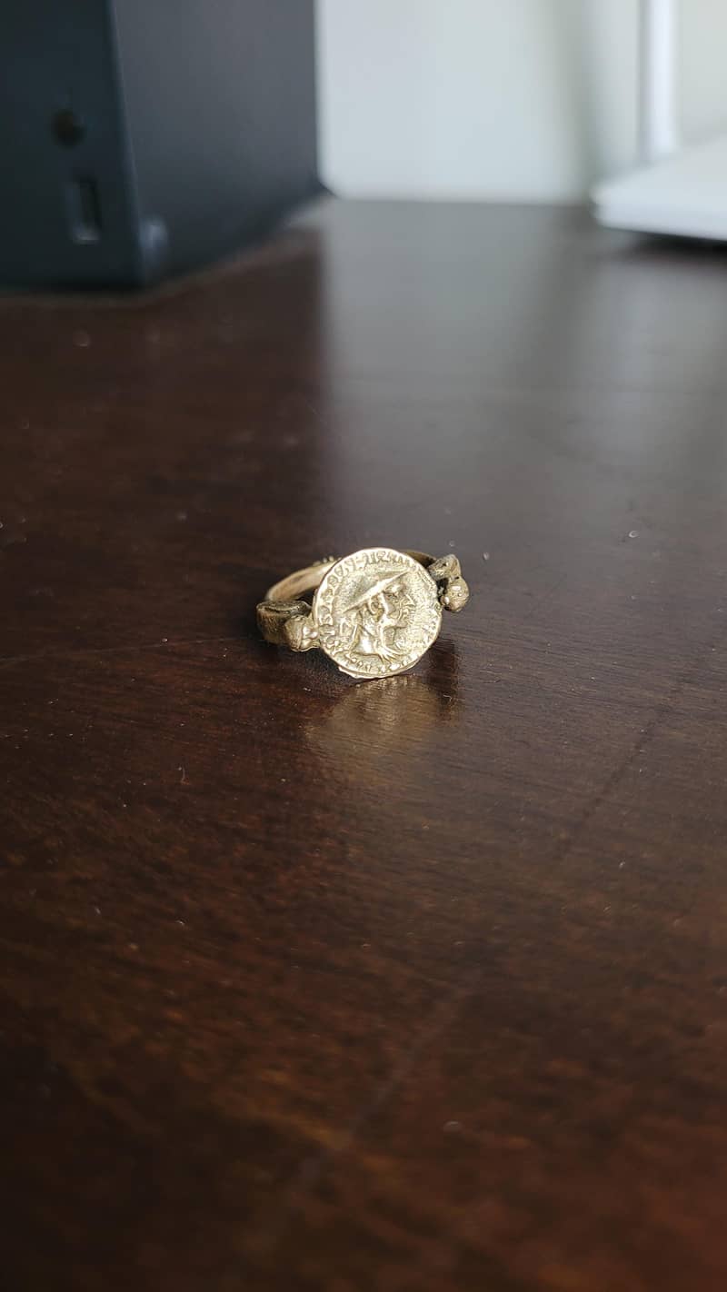 ANTIQUE RING 0