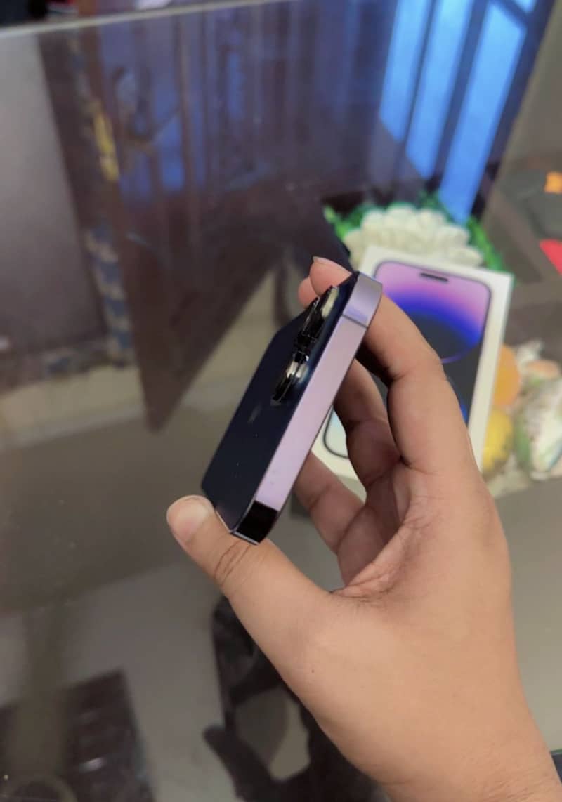 iPhone 14 Pro Max 4