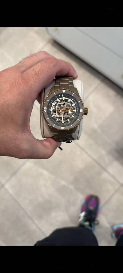 Brand New RADO Captain Cook High Tech Ceramic Men's watch R32150162