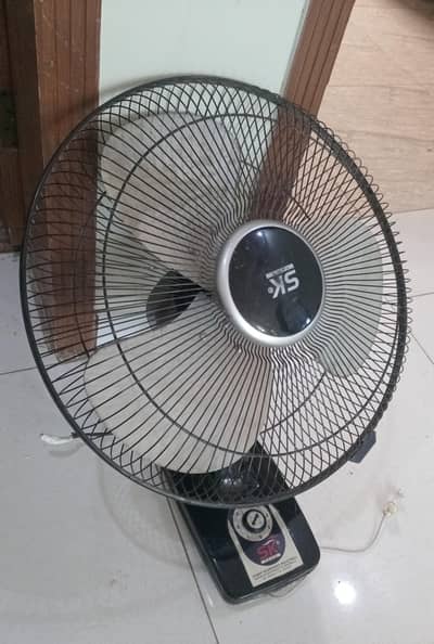 Bracket fan for sale