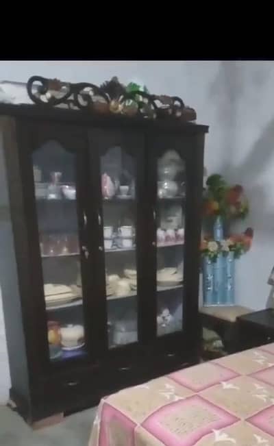 Showcase and Dressing table For sale