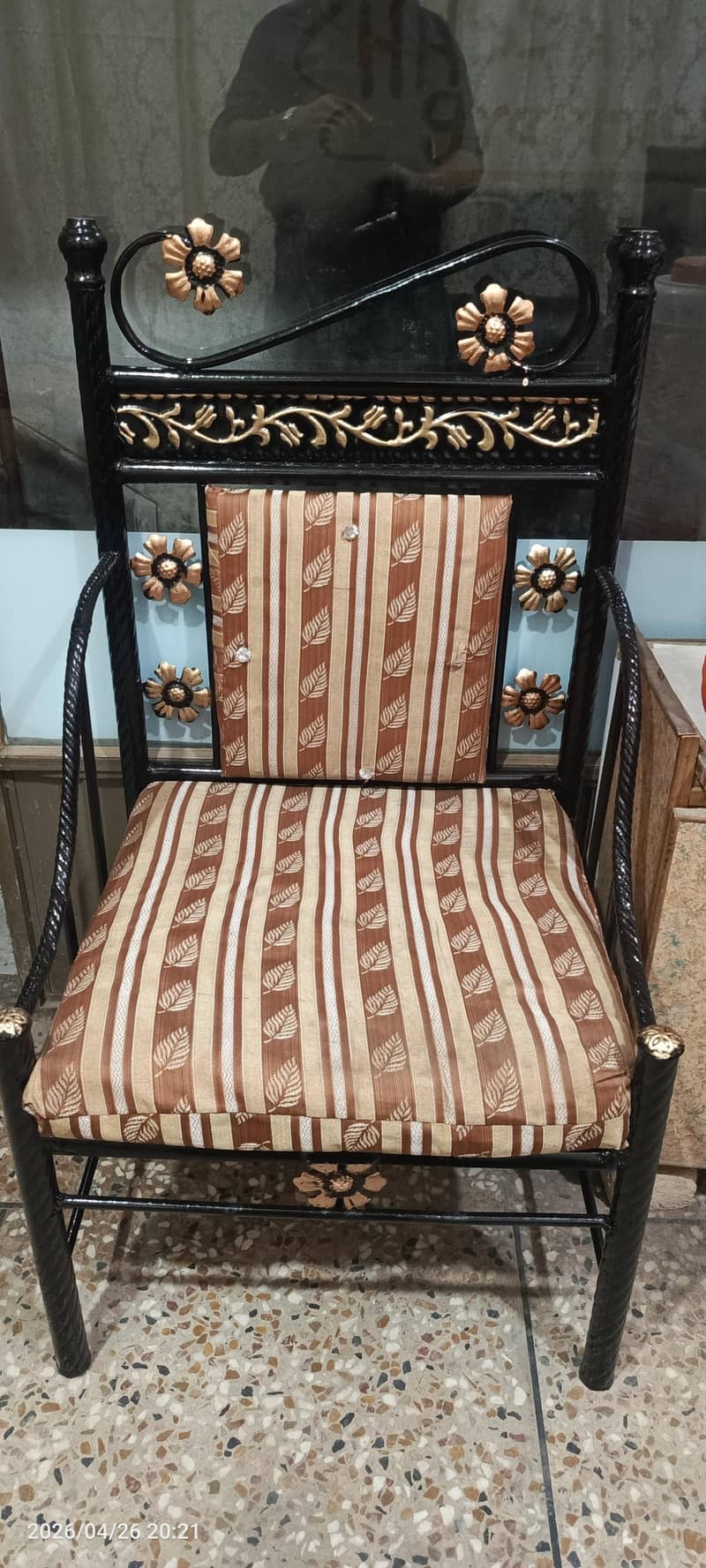 Sofa set 0