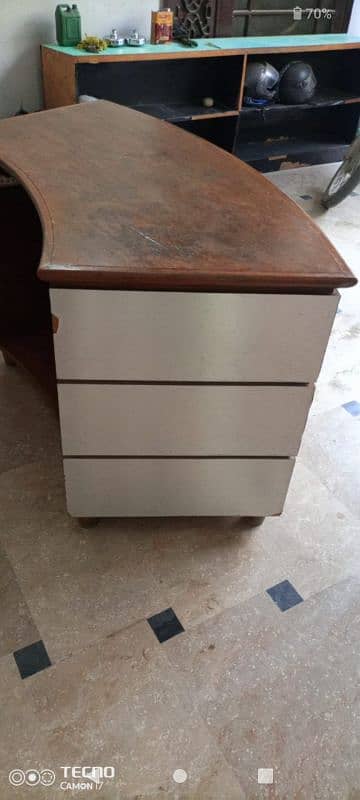 Office Reception Table Excellent Condition 1