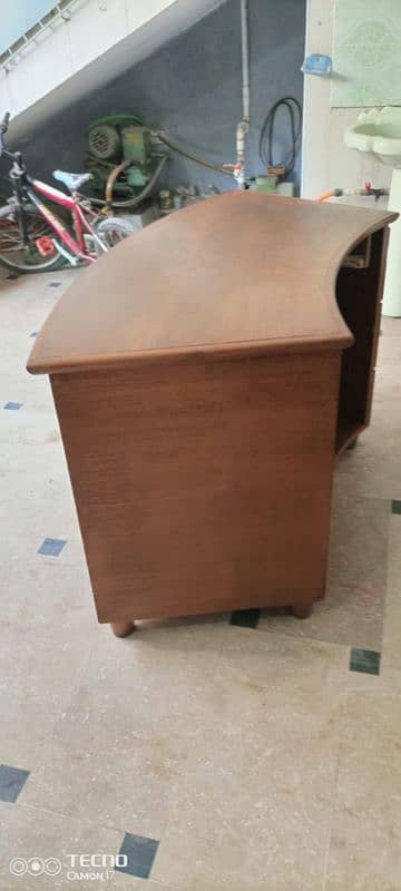Office Reception Table Excellent Condition 2