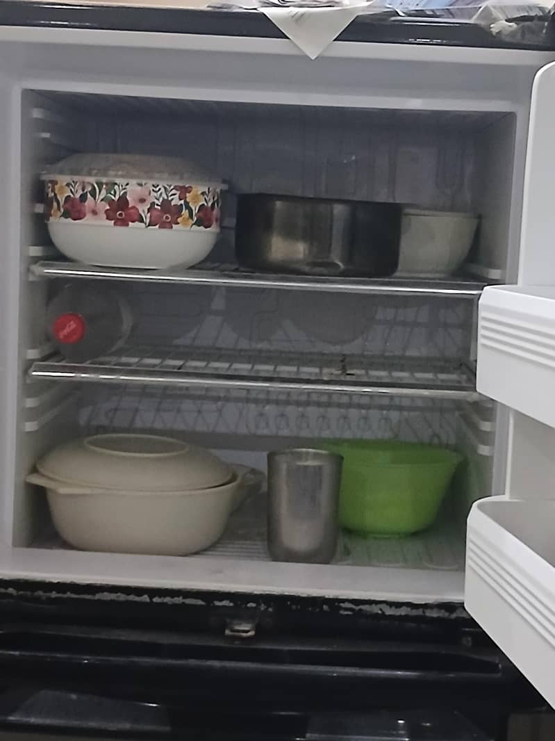 Orient Refrigerator 4