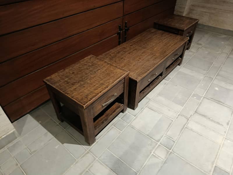 Coffee Table Set 1