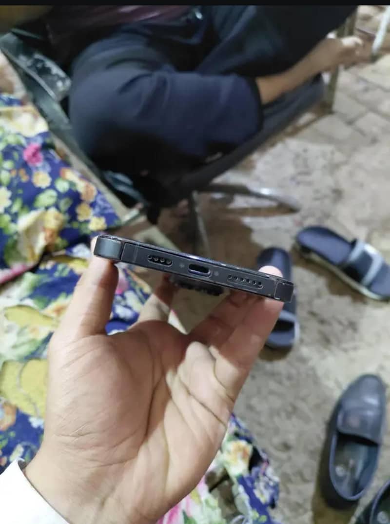 iPhone 14 pro 1