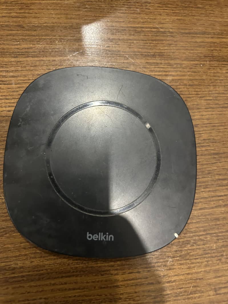 Wireless Charger 0