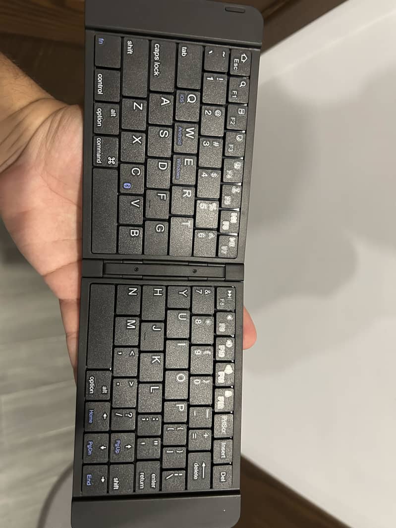 Wireless Keyboard 0
