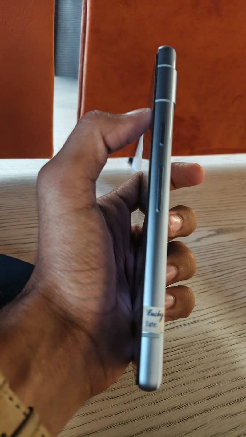 google pixel 7a 4