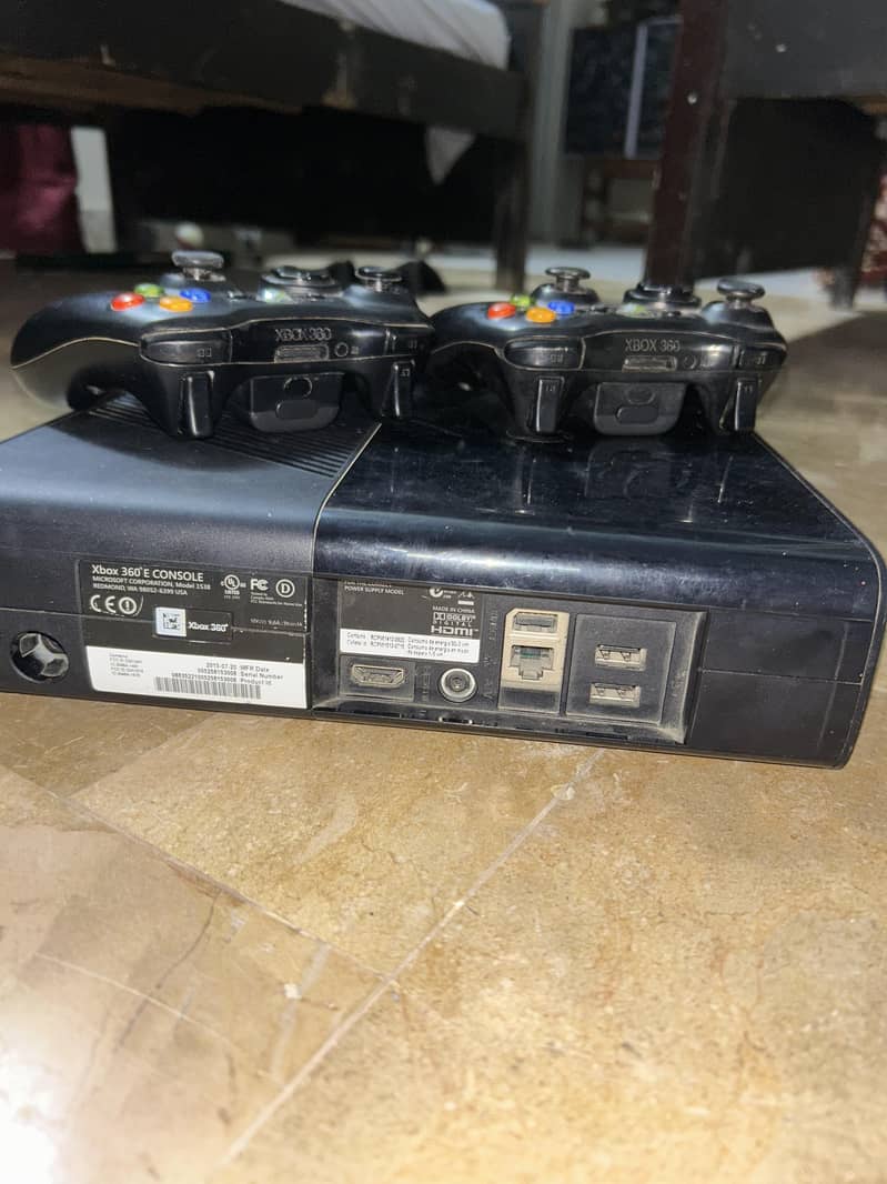 Xbox 360 mint condition 4