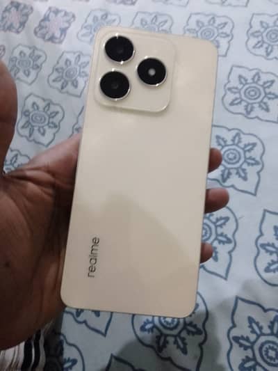 Realme C61