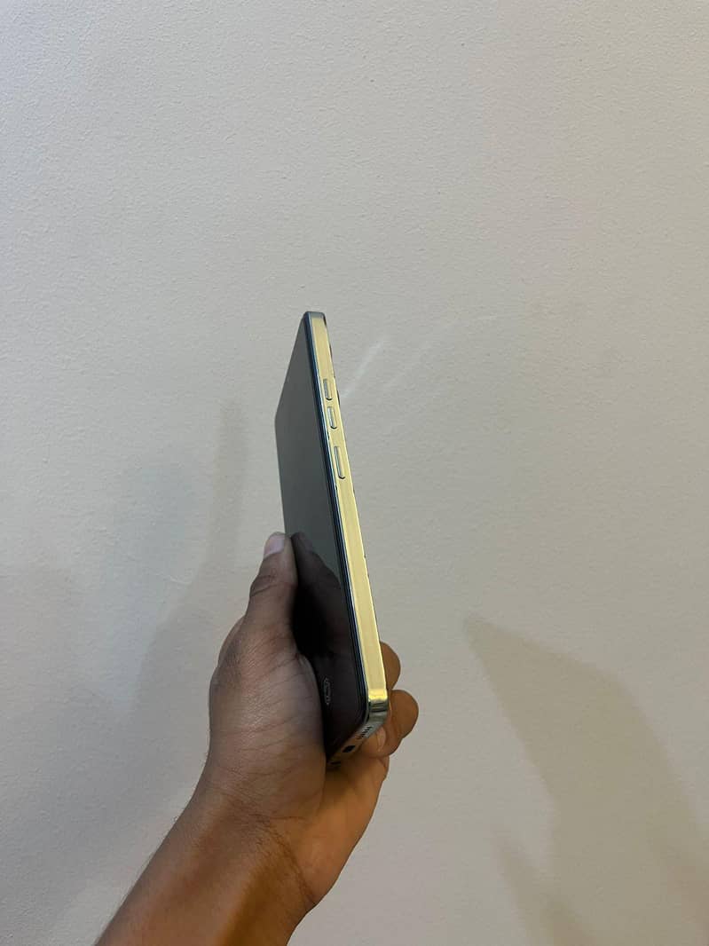 phone 3