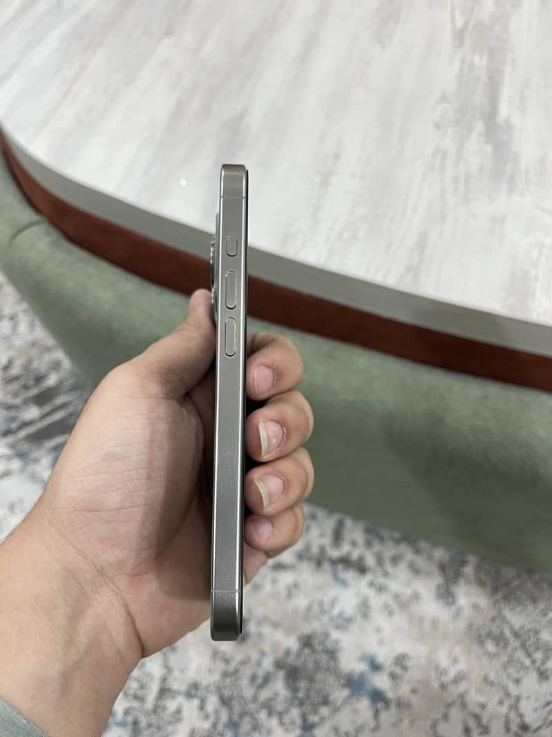 Iphone 15 pro 1