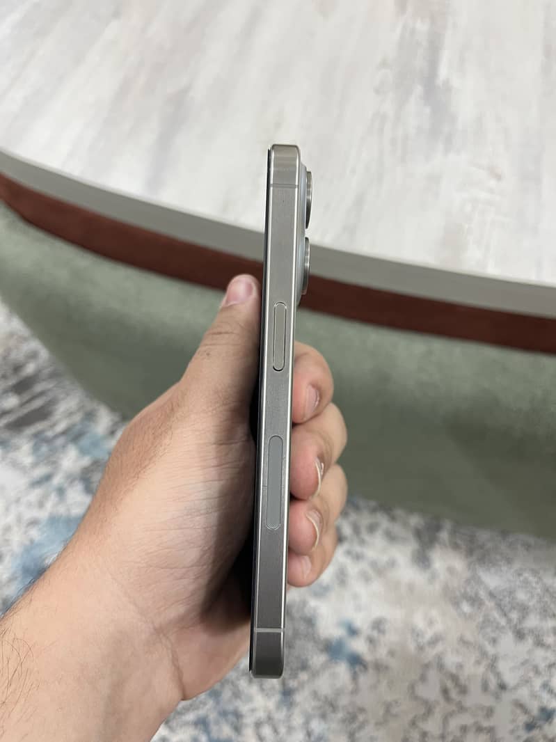 Iphone 15 pro 2