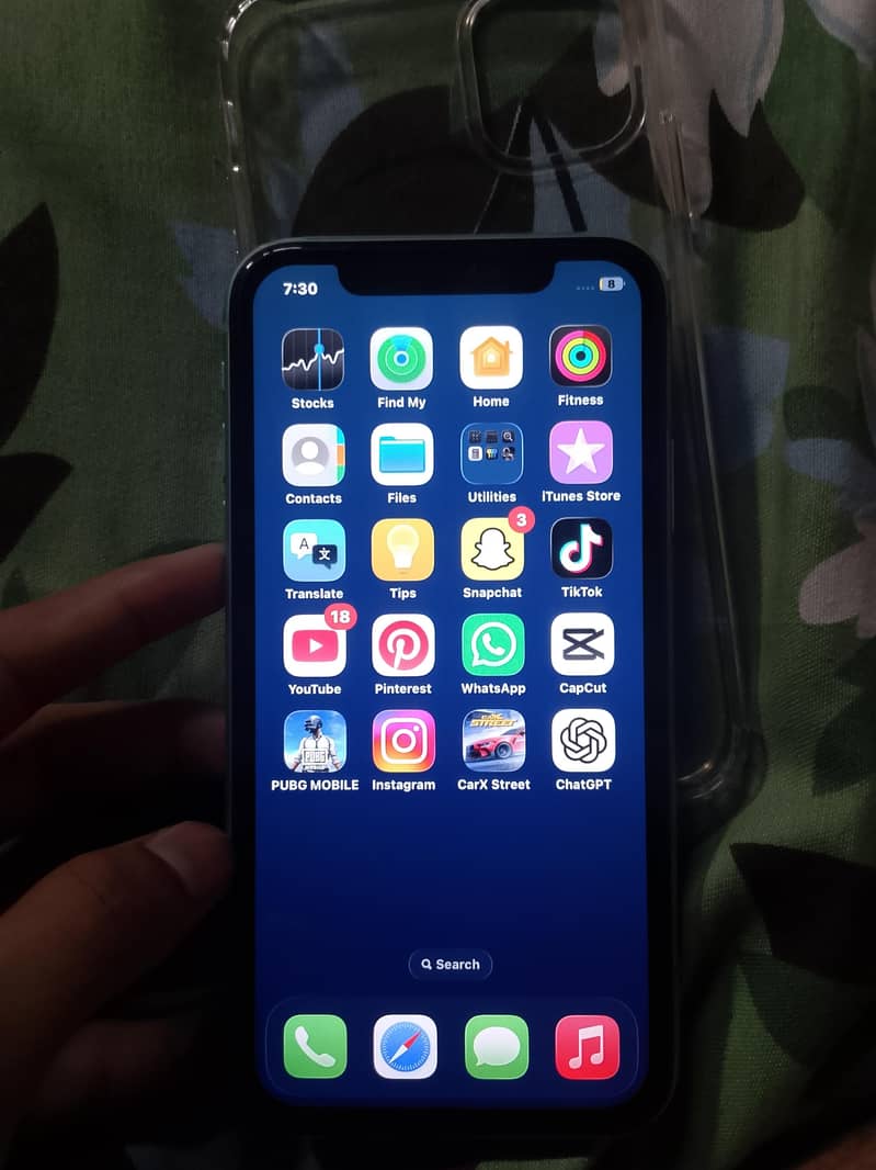 IPHONE 11 1
