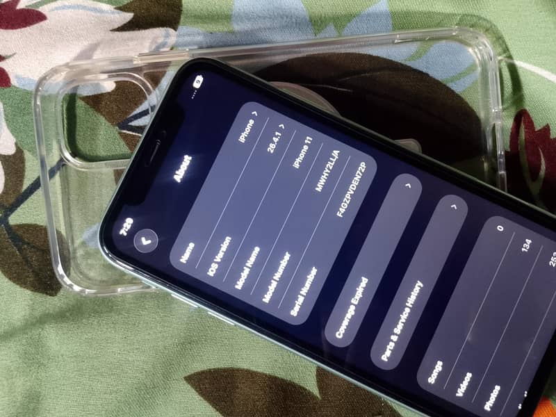 IPHONE 11 5