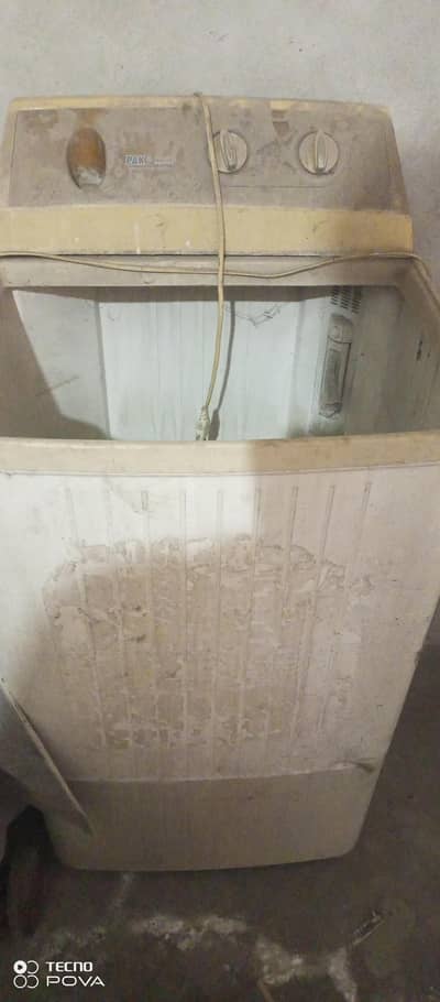 washer & dryer ( separate pieces )