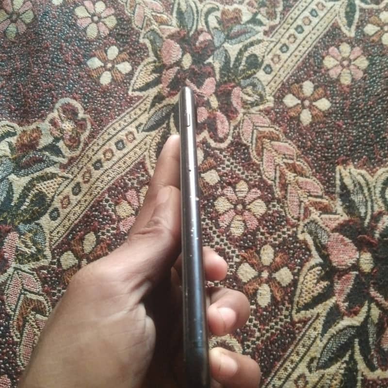 Apple iPhone 7 Plus 1