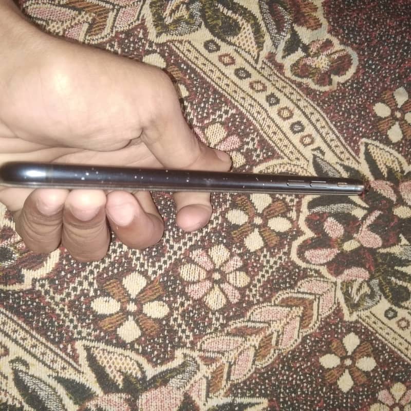 Apple iPhone 7 Plus 2