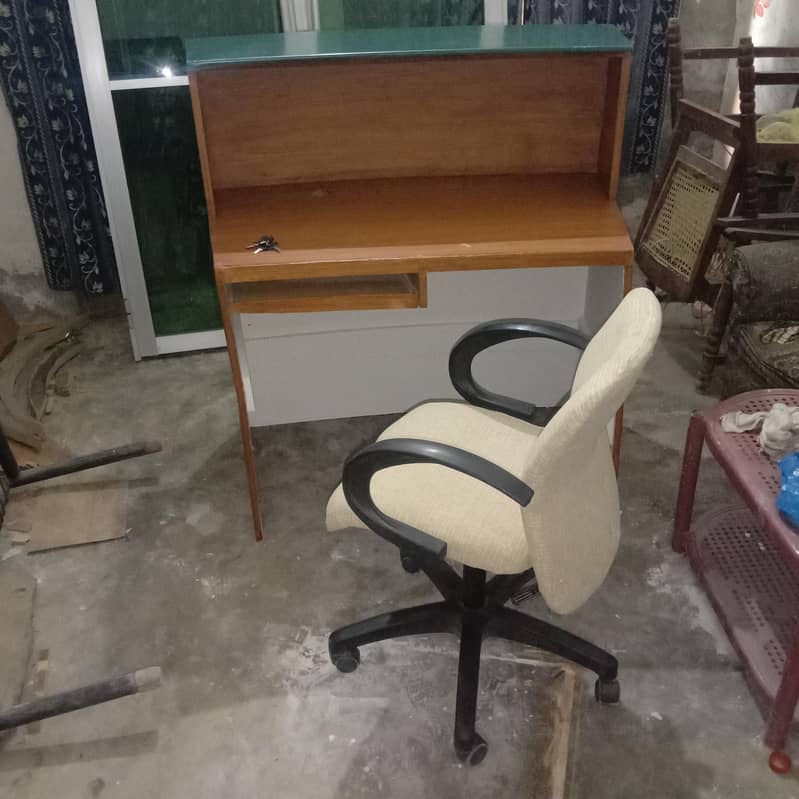 Computer Table & Reception Table 1