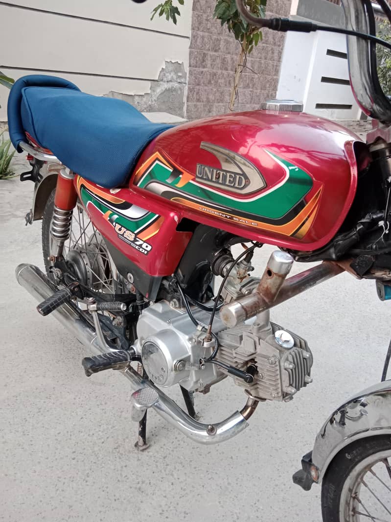 United 70cc 2