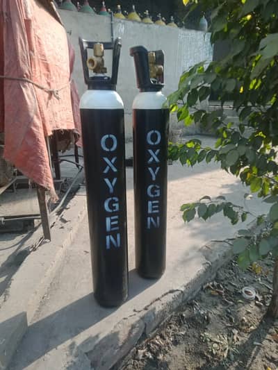 Oxygen Cylinders  - Available In 10L , 20L , 40L , 50L , 100L