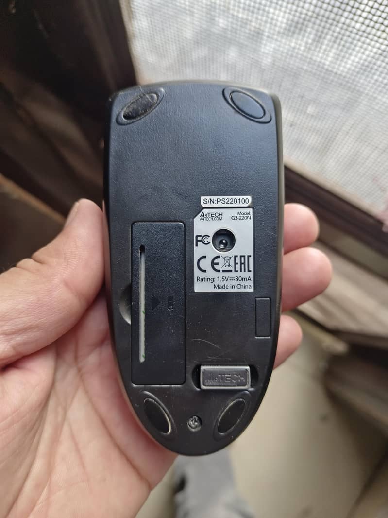 A4Tech Wireless Scrollable Mouse 1