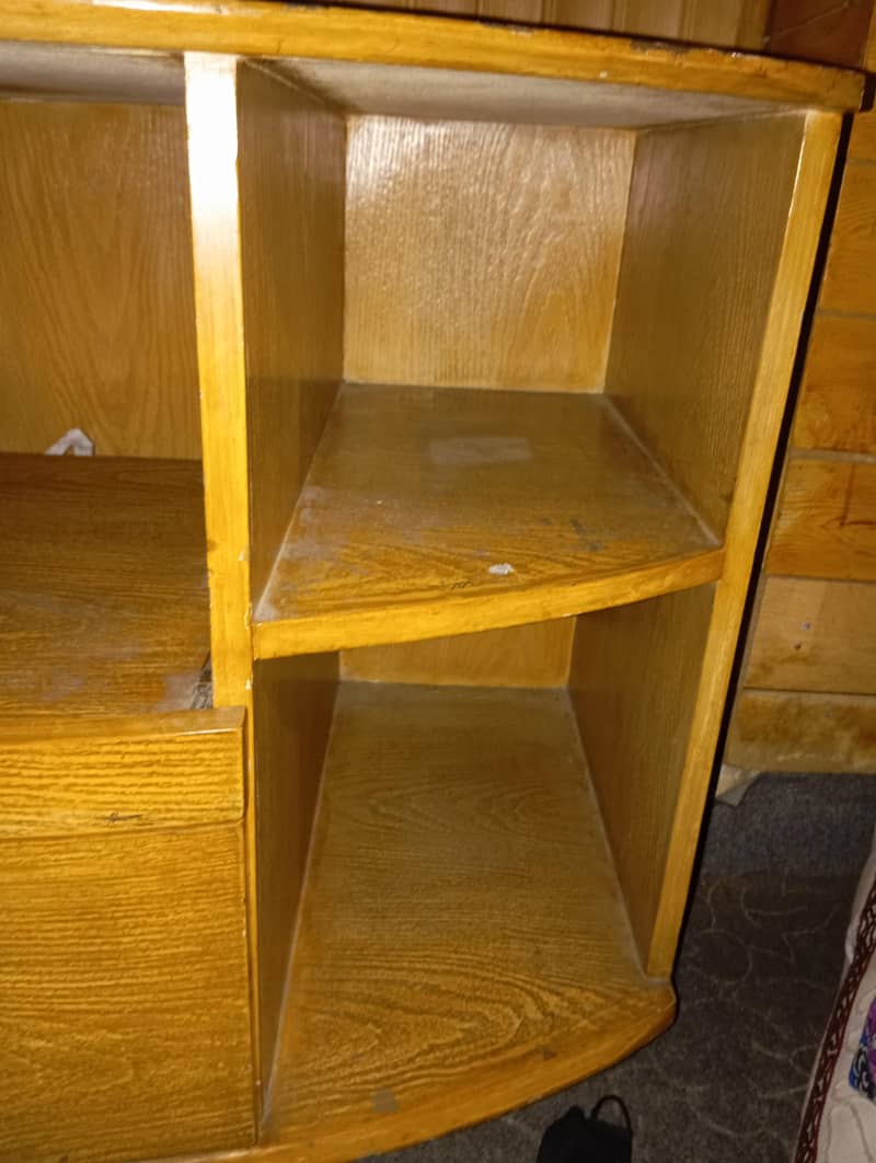 book shelves, computer table 2