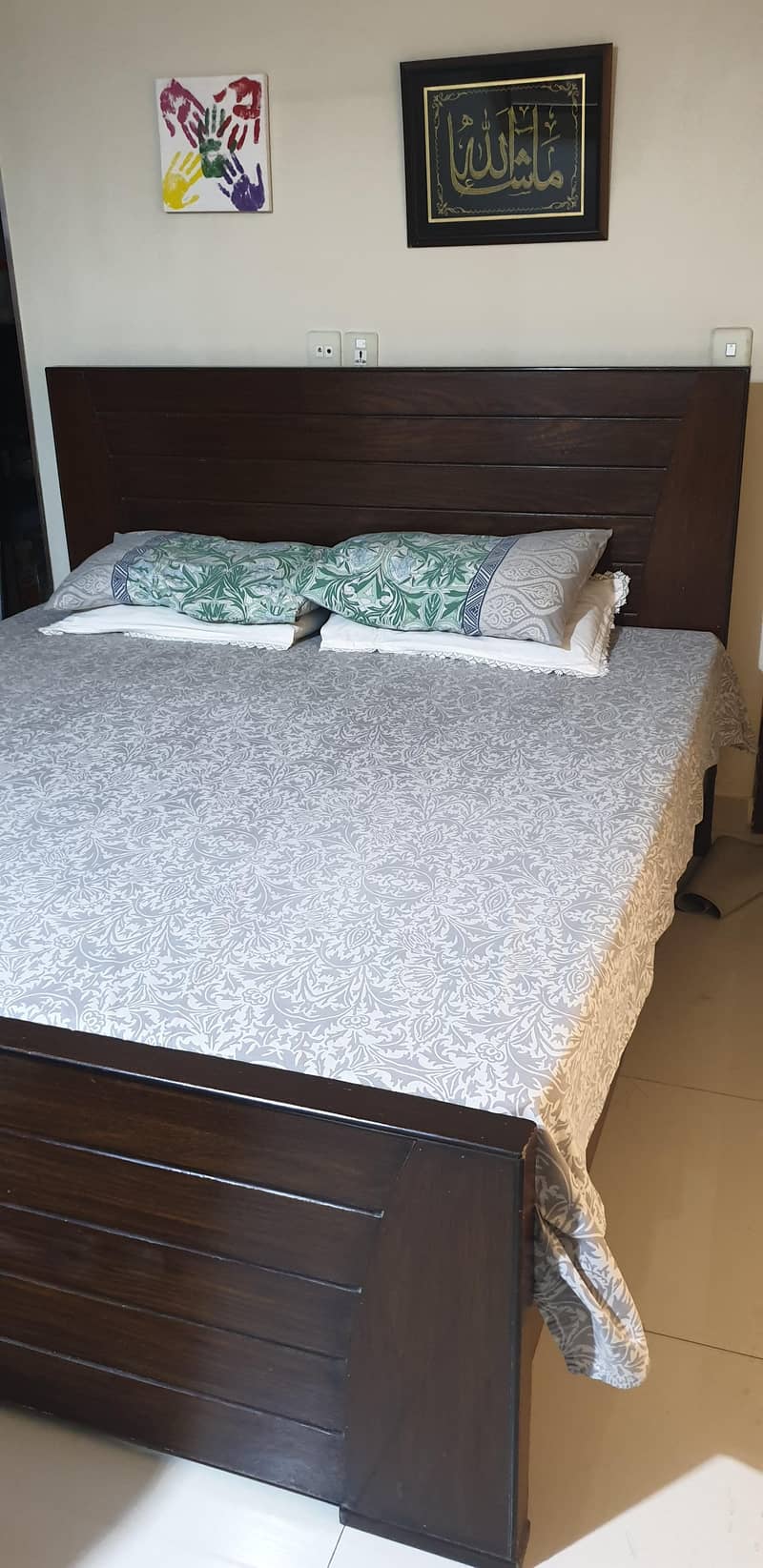 Double Bed King size 0