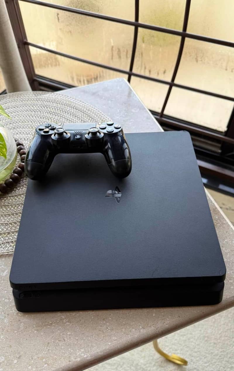 original PS4 UK version 0