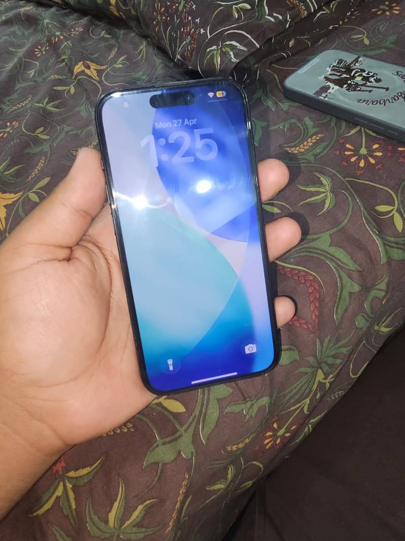 Ip 15 pro 4