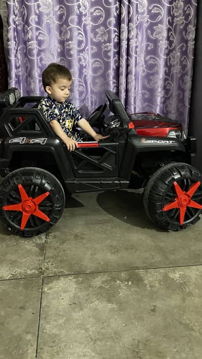 Kids Electric Jeep 4 x 4 Remote and Self-Drive, Music 2 Battery