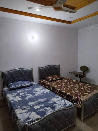 shared room/girls hostel