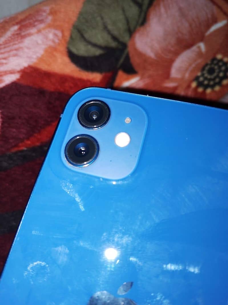 iphone 12 4