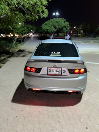 HONDA ACCORD CL. 9