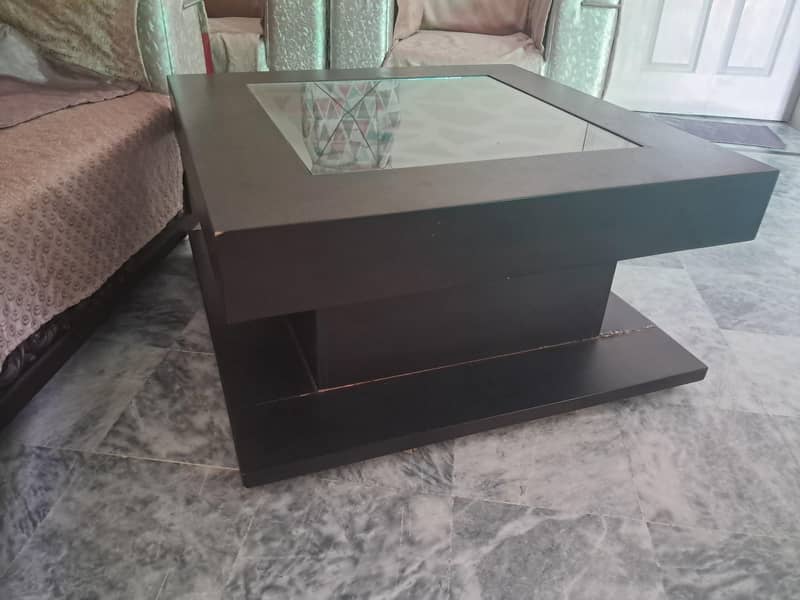Center table 1