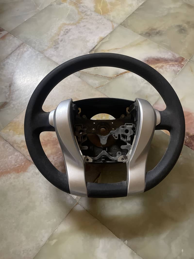Steering Wheel 0