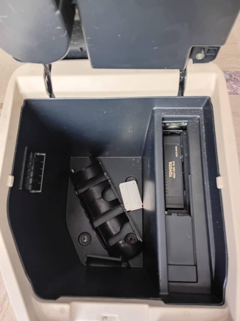 Center Console Assembly 1