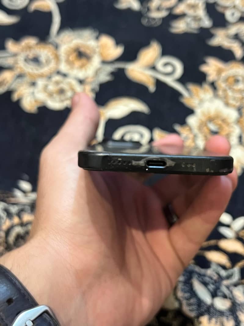 Iphone 15 jv 0