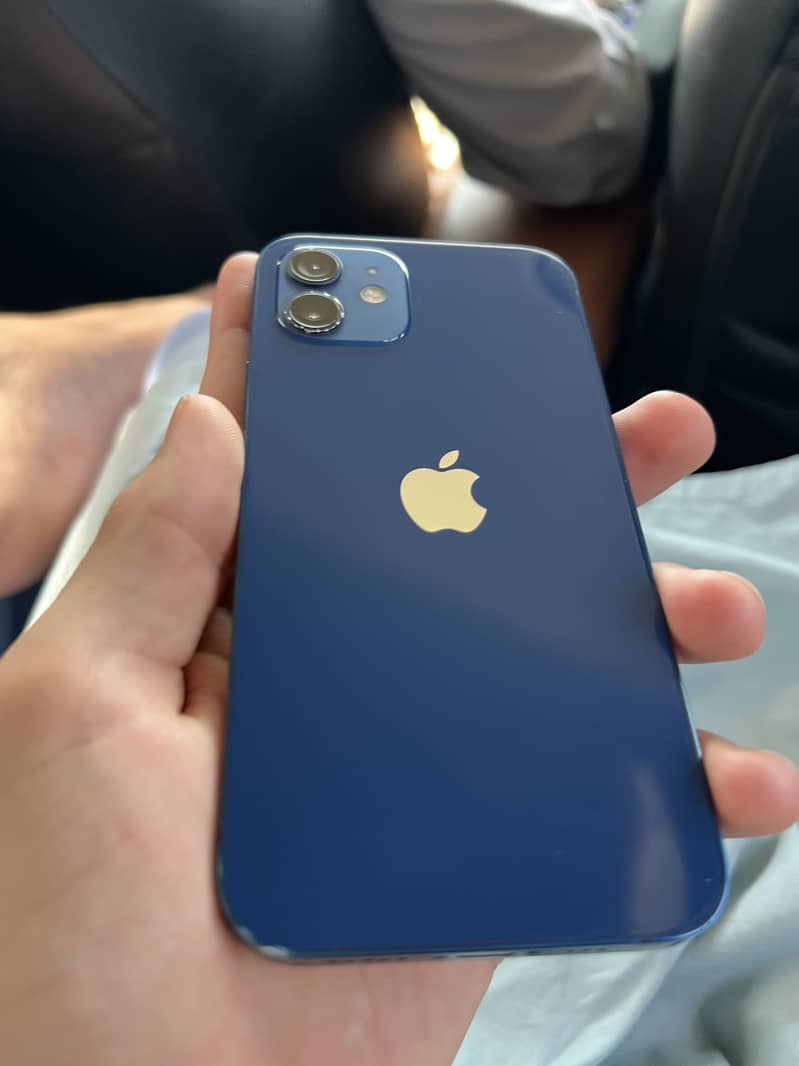 iPhone 12 1
