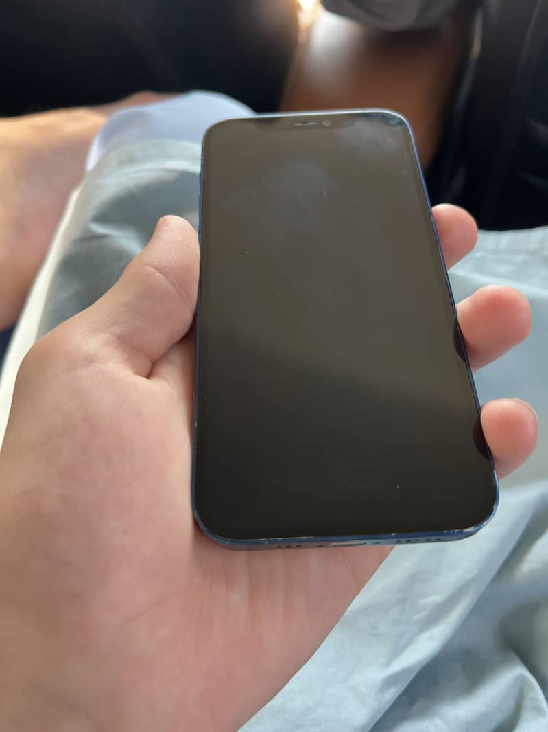 iPhone 12 2
