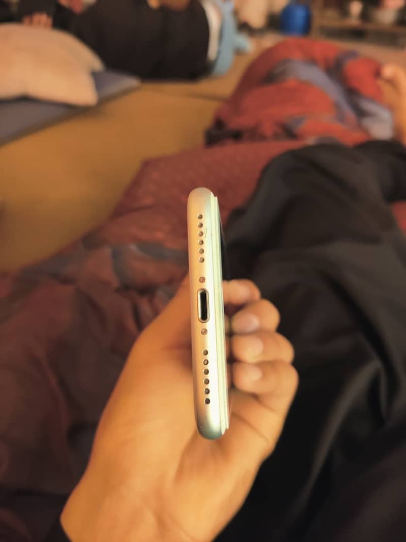iPhone 8 2