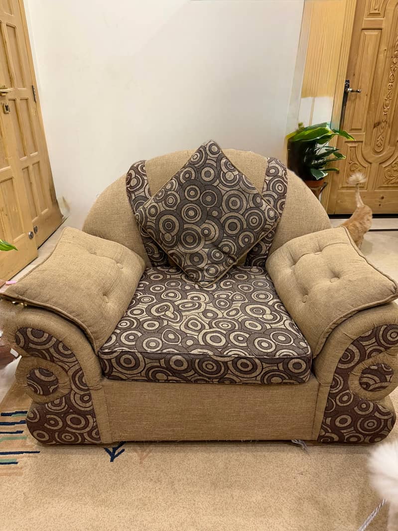 Sofa set 0